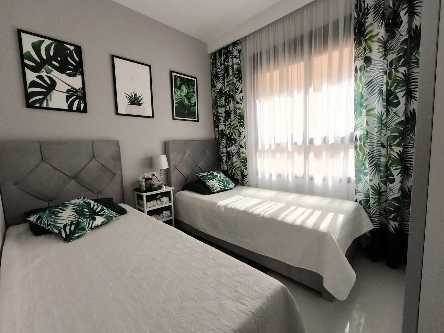 Habitación de Apartamento en venta en Pilar de la Horadada con Calefacción, Piscina y Amueblado