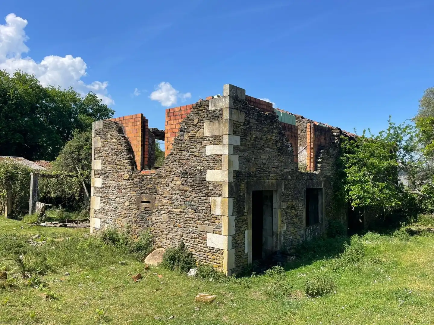 Vista exterior de Finca rústica en venta en Lalín con Amueblado