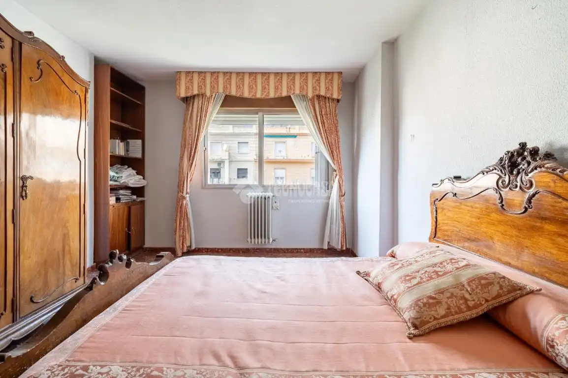 Schlafzimmer von Wohnung zum Verkauf in Granada