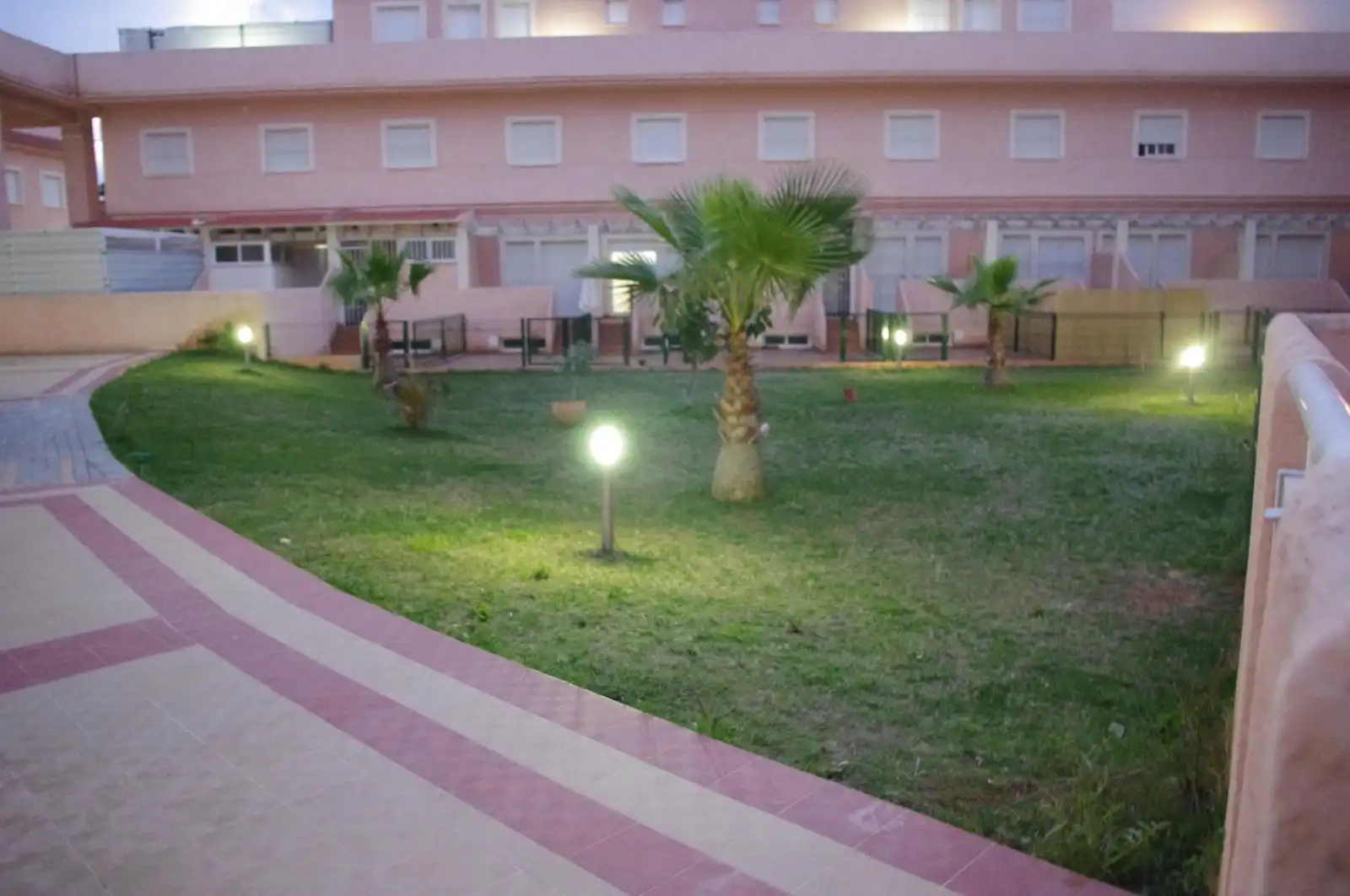 Adossat amb piscina en venda a Paseo de Poniente, imagen 23