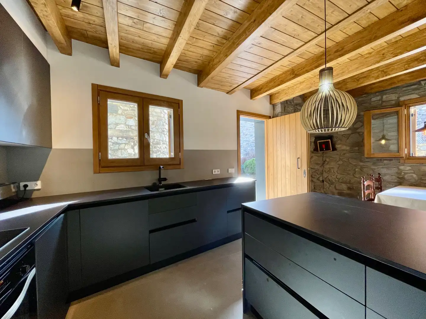 Cocina de Finca rústica en venta en Setcases con Calefacción, Parquet y Trastero