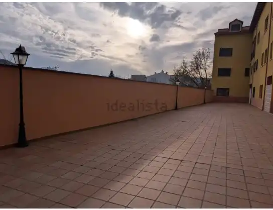 Terraza de Piso en venta en Navaluenga con Calefacción y Trastero