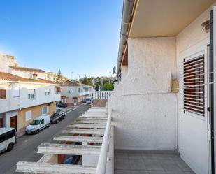 Exterior view of Single-family semi-detached for sale in Torrevieja  with Terrace, Storage room and Balcony