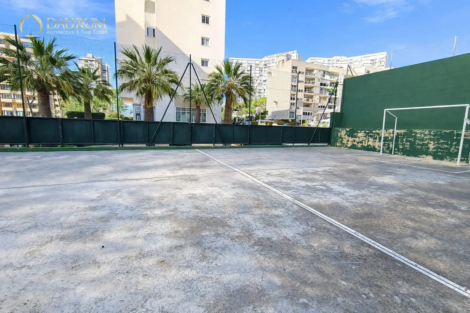Appartamento con piscina in vendita a CALLE DE VIENA, 1, imagen 43