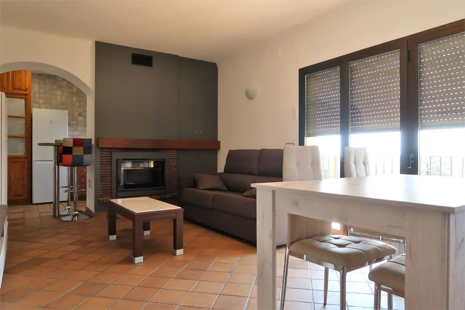 Sala d'estar de Finca rústica en venda en Canet d'Adri amb Calefacció i Terrassa