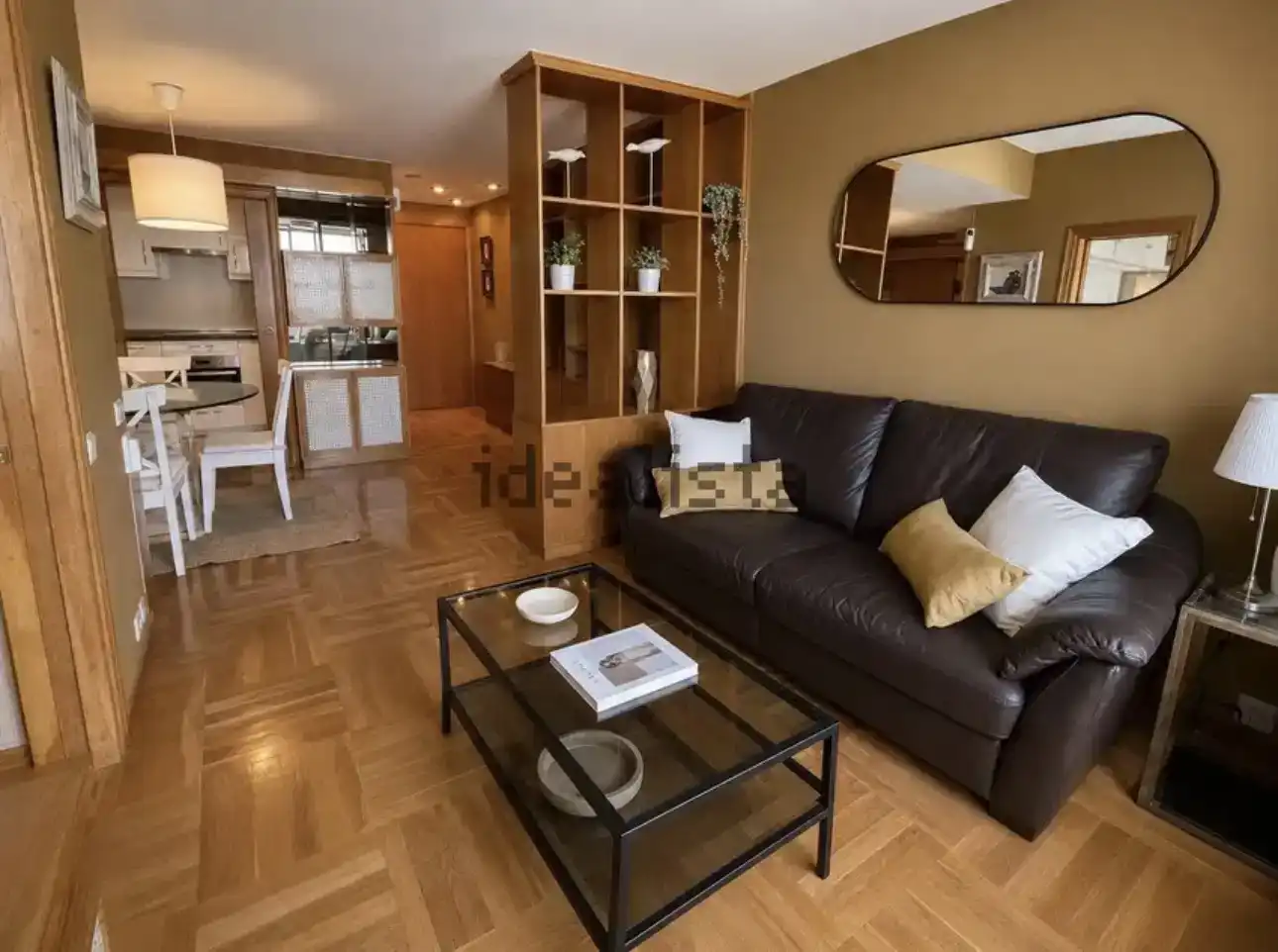 Sala d'estar de Pis de lloguer en  Madrid Capital amb Aire condicionat i Balcó