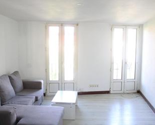 Sala d'estar de Pis en venda en Errenteria amb Balcó