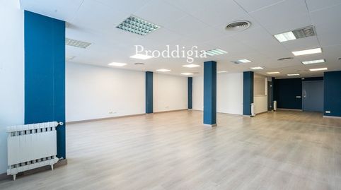 Luminosa oficina de 127 m2 en la calle Tusset