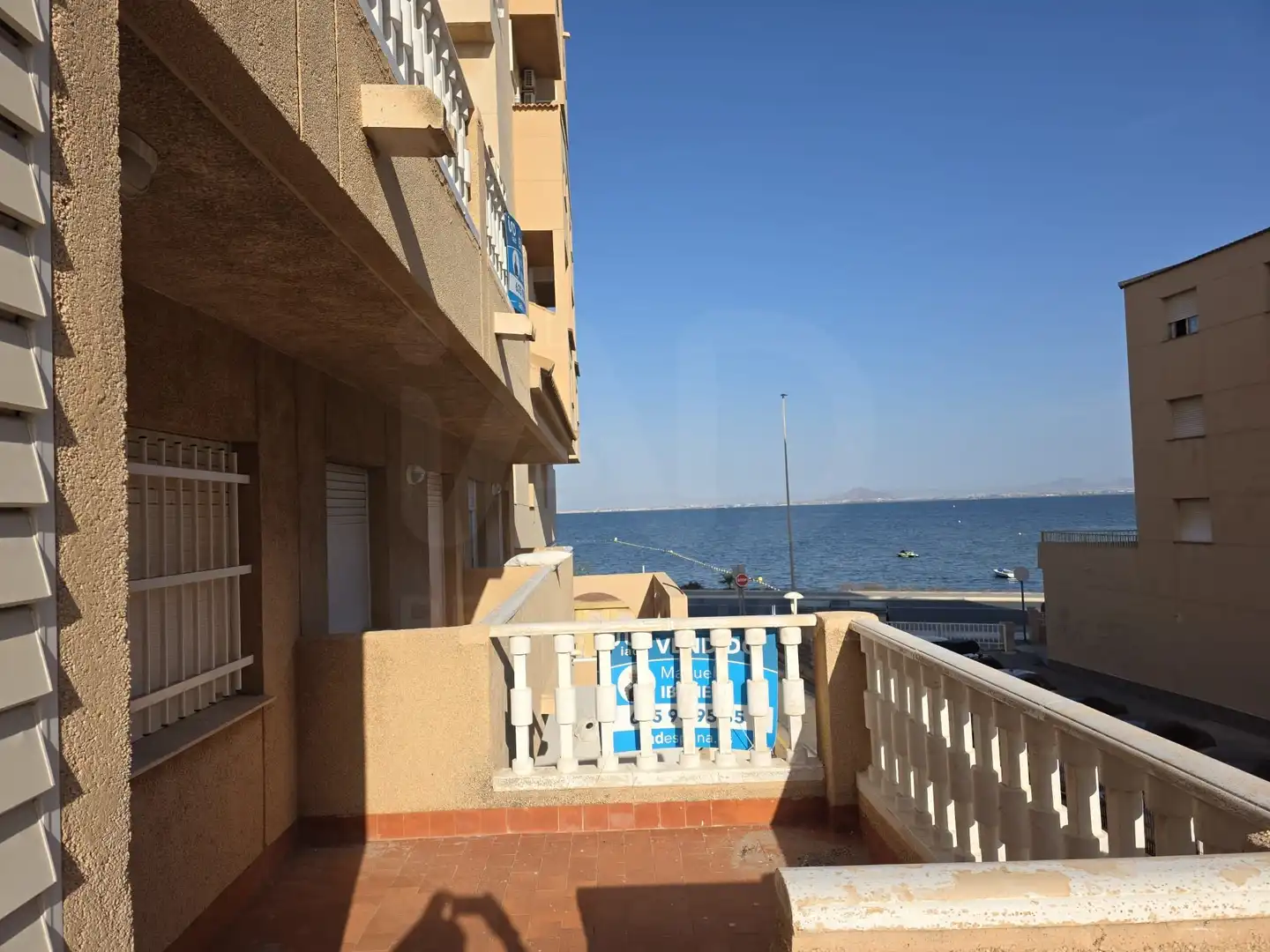 Terrassa de Dúplex en venda en La Manga del Mar Menor amb Terrassa i Piscina