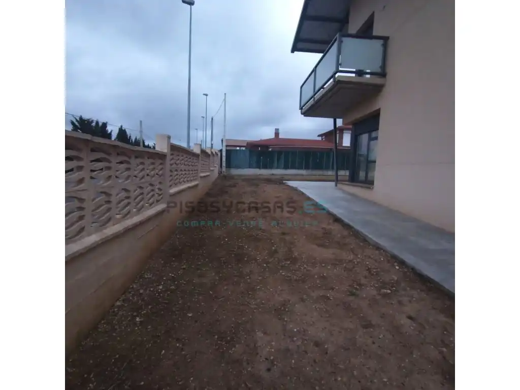 Casa o xalet en venda en La Muela amb Jardí privat i Terrassa