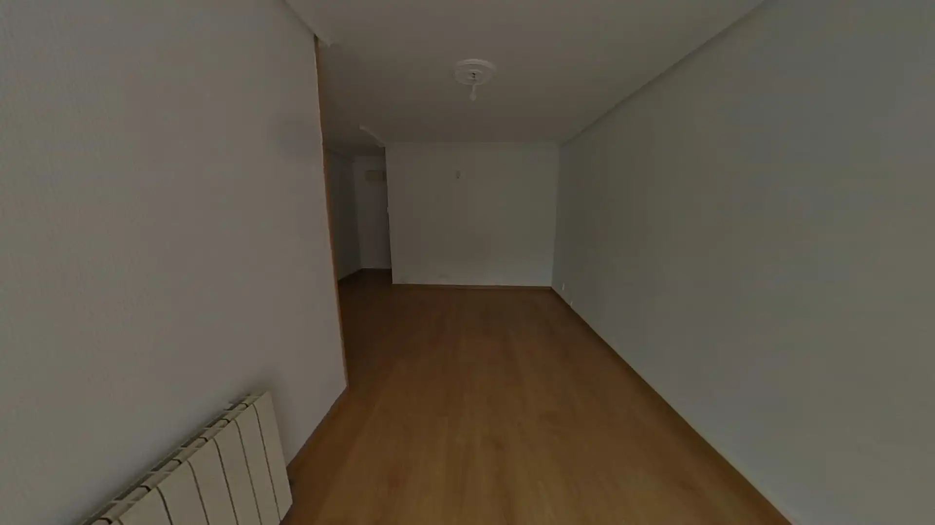 Piso en venta en Madrid con Calefacción y Parquet
