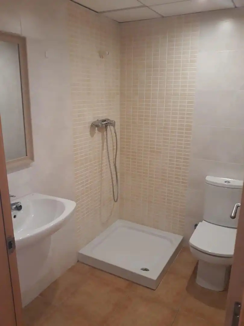 Baño de Piso en venta en Les Borges del Camp con Calefacción