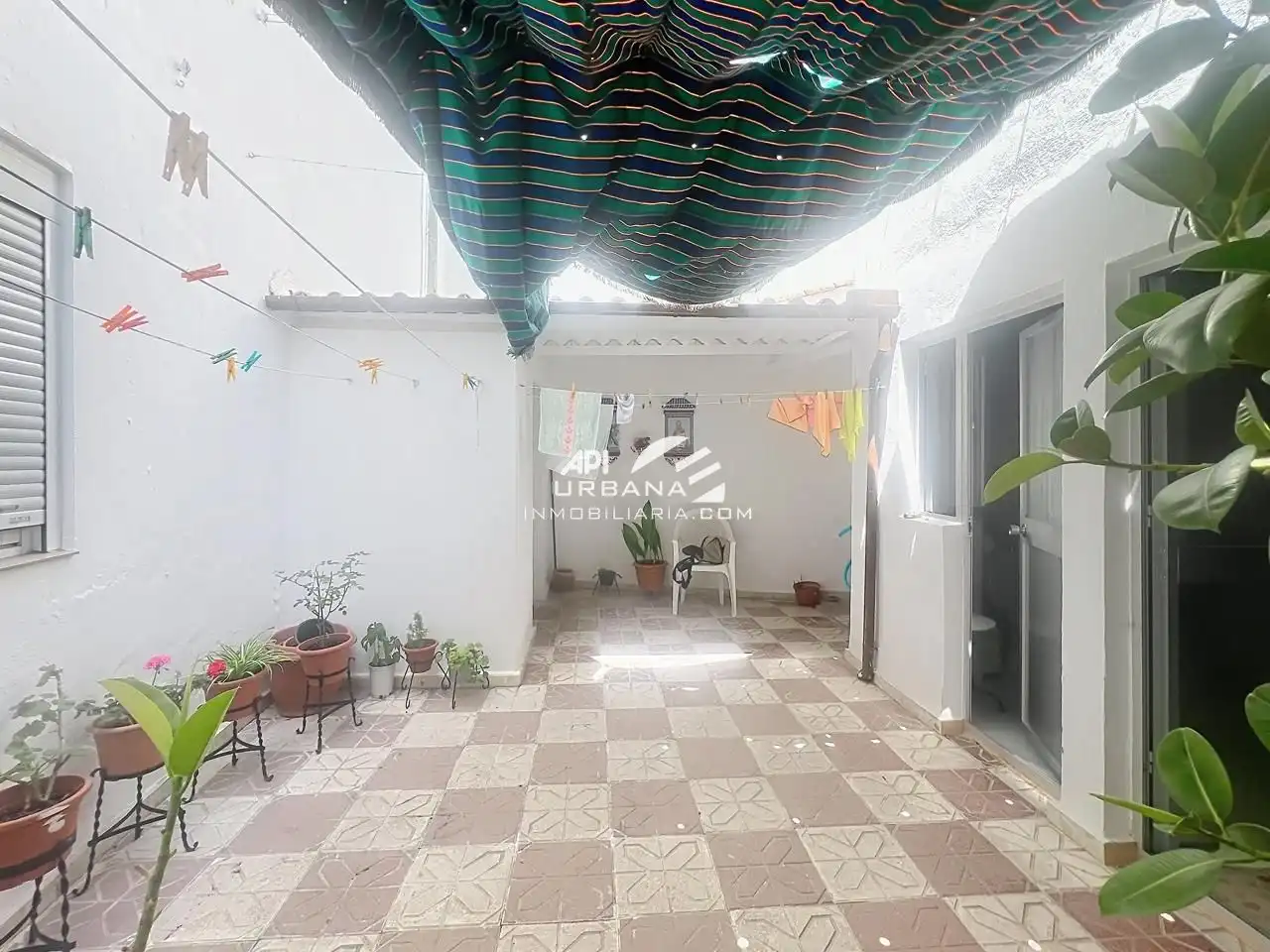 Vista exterior de Casa o xalet en venda en Lucena amb Traster