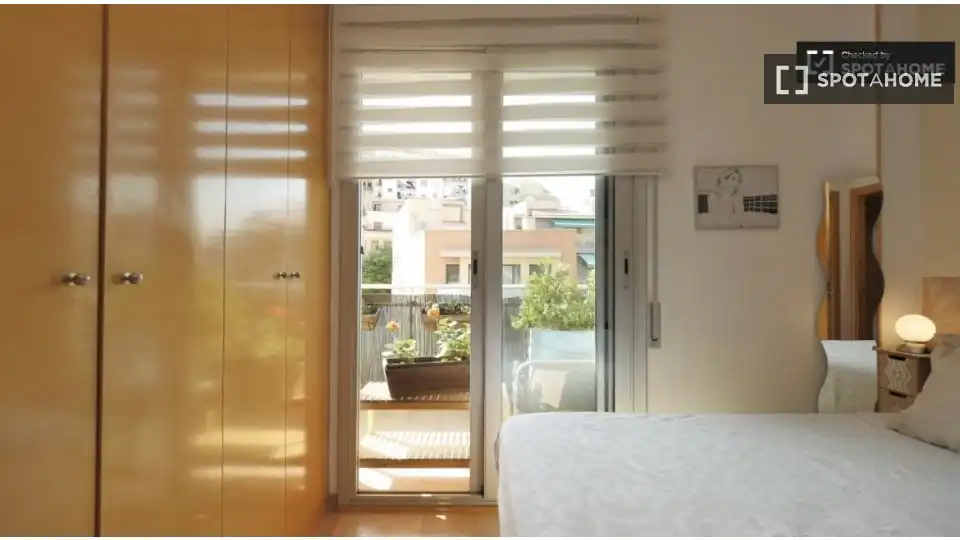 Room in El Carmel