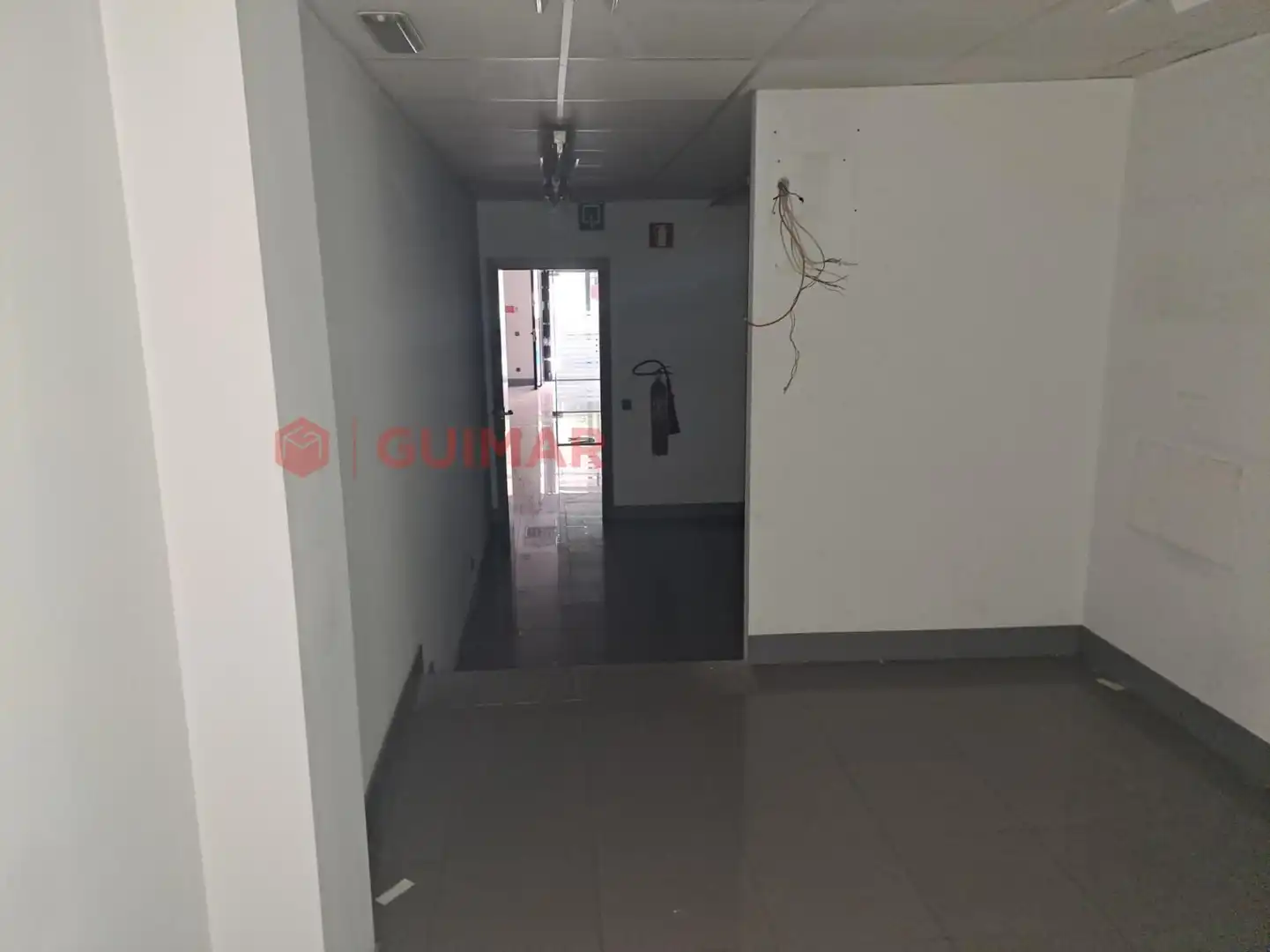 Business premises for sale in L´Hospitalet de Llobregat - Calle PUJOS DE, imagen 7