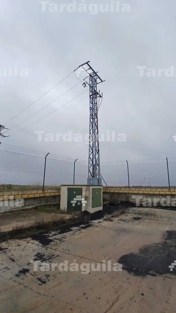 Fabrikhallen zur Miete in Pedrosillo el Ralo