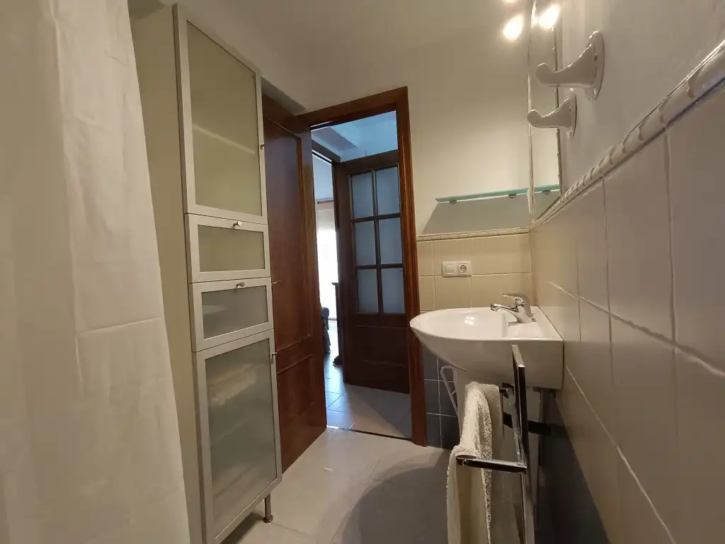Badezimmer von Wohnung zur Miete in Córdoba