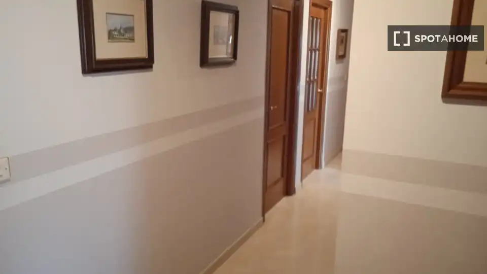 Room in Barrio de Zaidín