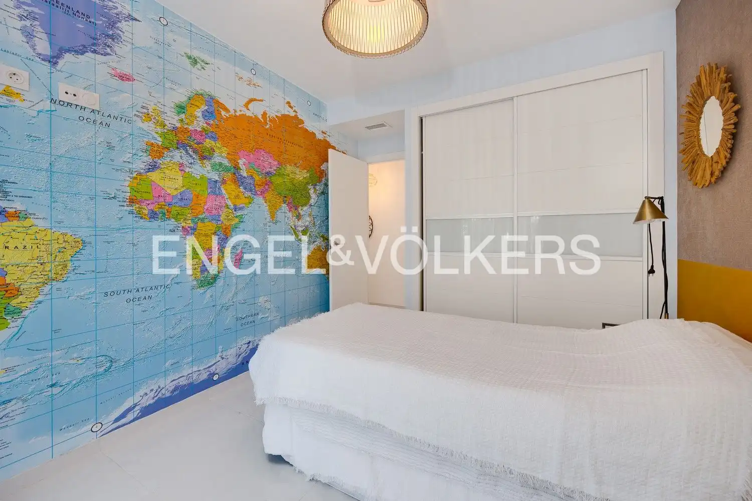 Schlafzimmer von Erdgeschoss zum Verkauf in Torrevieja mit Klimaanlage, Heizung und Terrasse