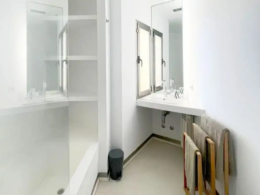 Bathroom of Flat for rent in Eivissa