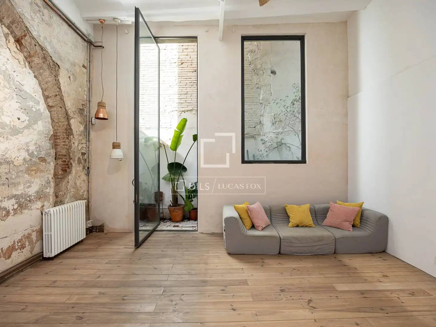 Wohnzimmer von Wohnung zum Verkauf in Barcelona mit Heizung