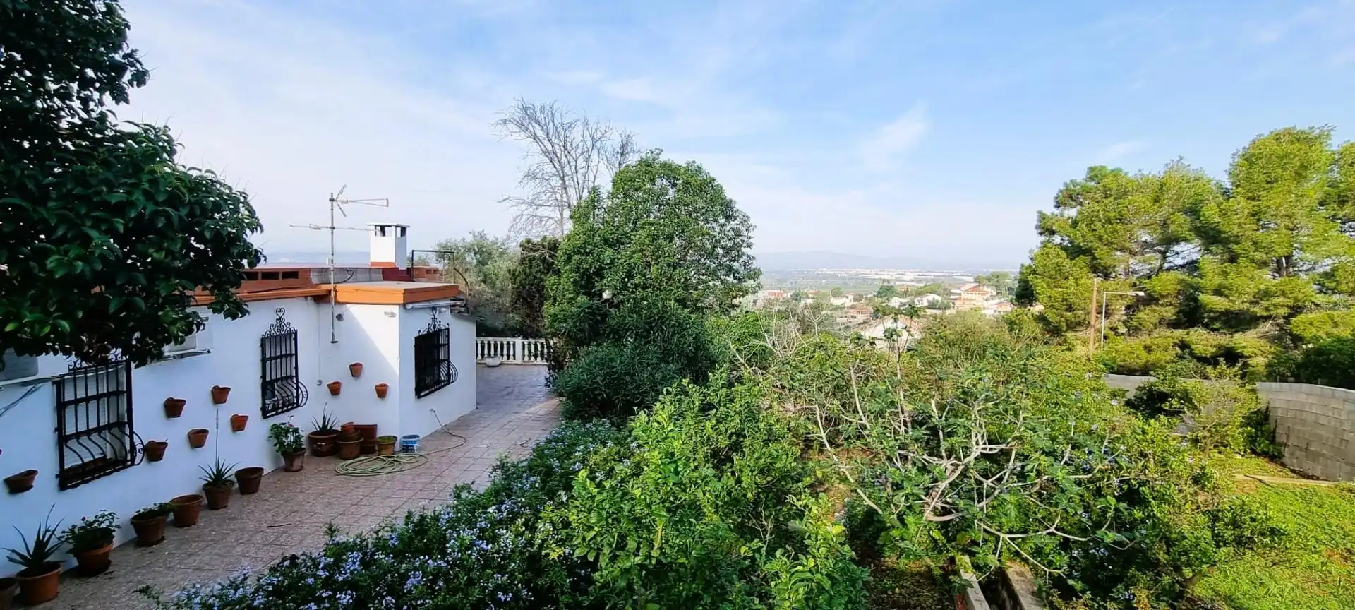 Garden of Houses for sale in Alzira  with Air Conditioner, Private garden and Terrace