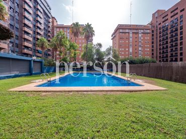 Piso con balcón en venta en Camins al Grau