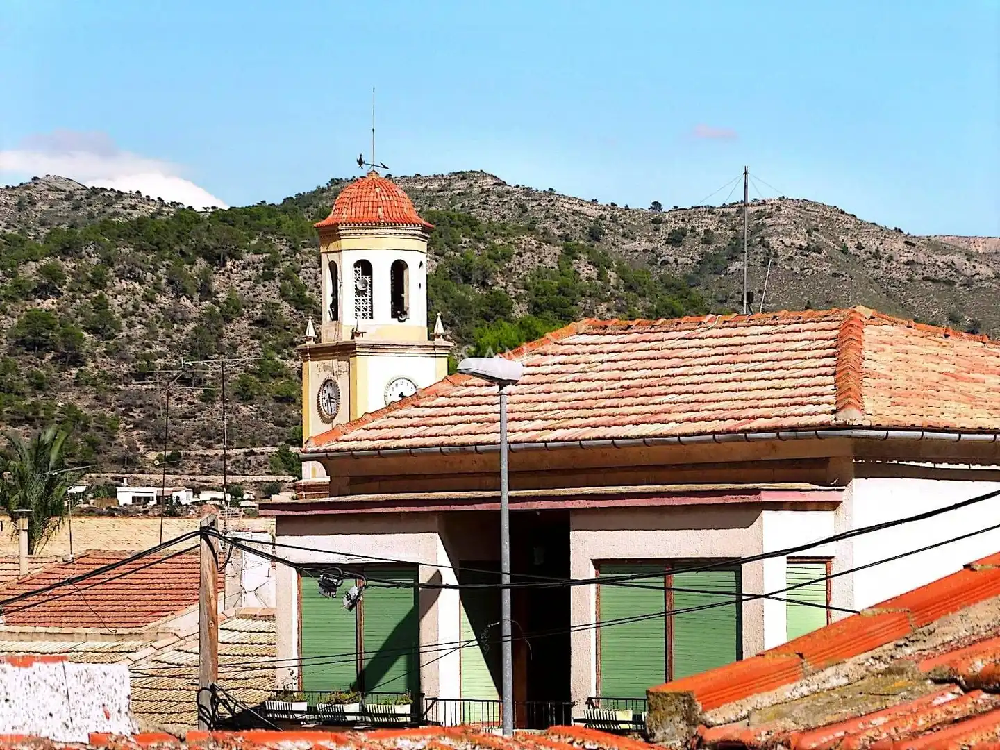 Vista exterior de Casa o xalet en venda en La Romana amb Calefacció, Terrassa i Traster