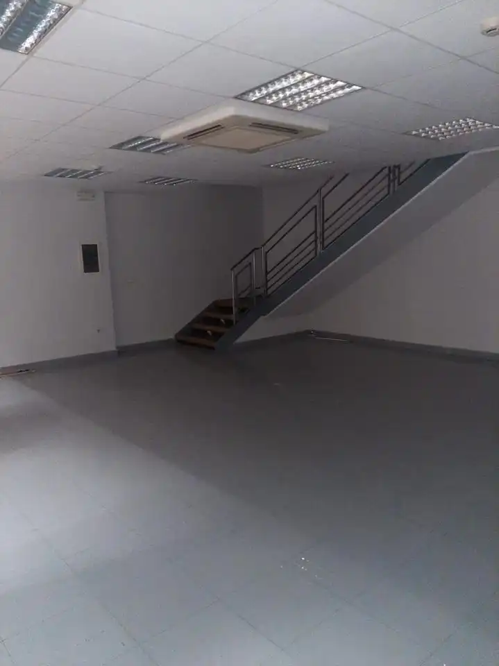 Local comercial en venda a Teodoro Camino, imagen 9