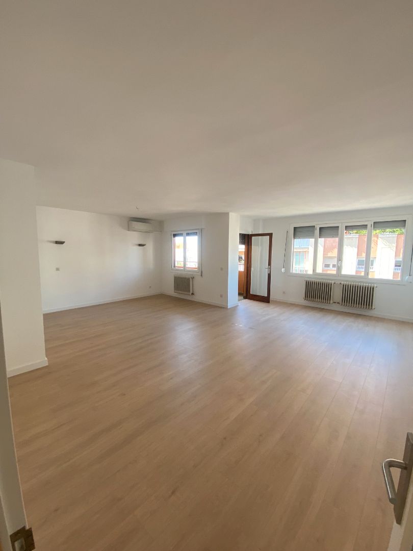 Living room of Flat to rent in  Palma de Mallorca  with Air Conditioner, Heating and Parquet flooring