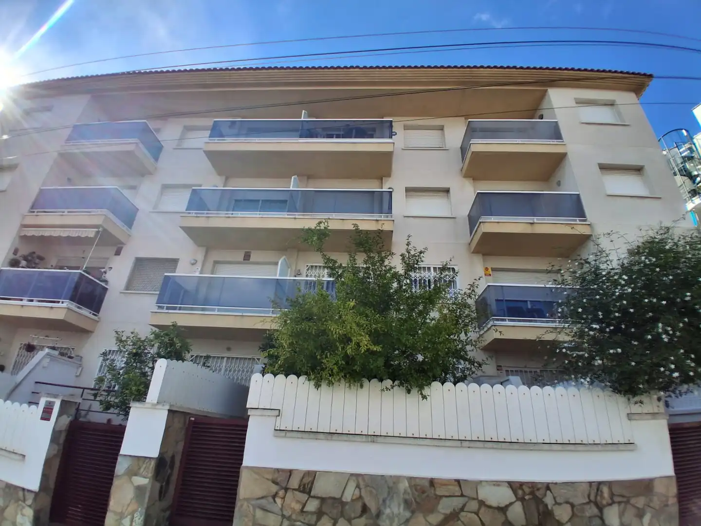 Vista exterior de Apartamento en venta en El Vendrell con Terraza y Piscina comunitaria