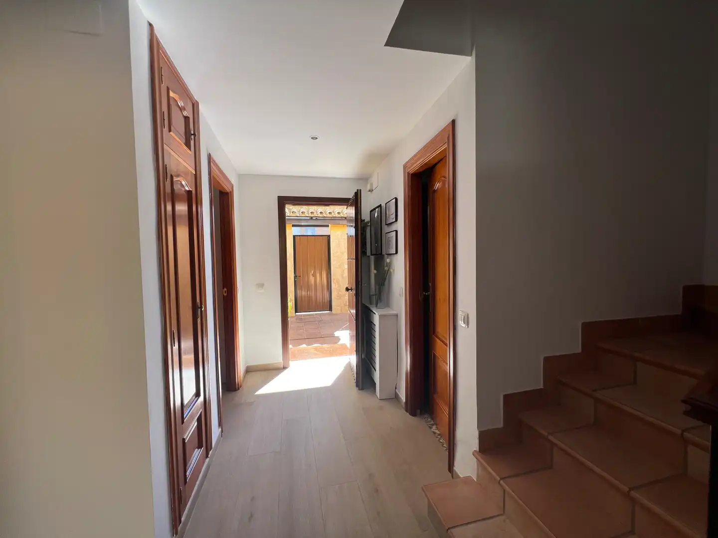 Casa adosada en venda en Espartinas amb Aire condicionat, Calefacció i Jardí privat