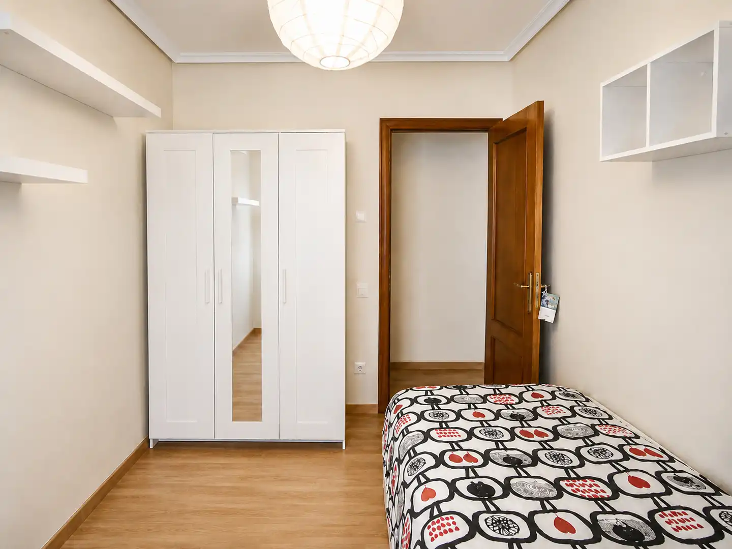 Bedroom of Flat for rent in Torrelavega   with Heating, Furnished and Oven