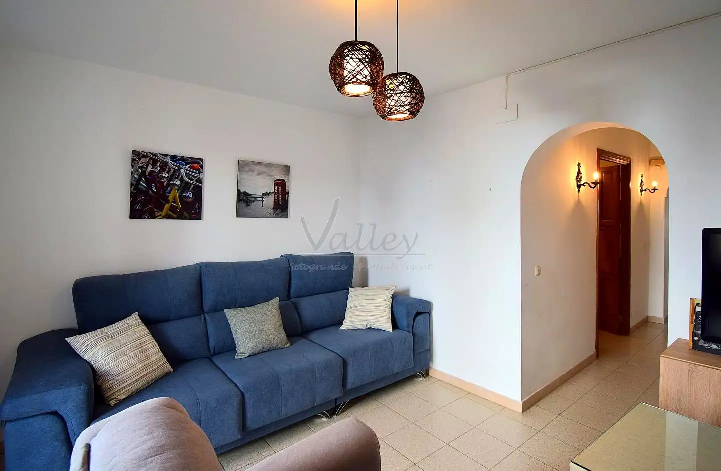 Sala d'estar de Casa o xalet en venda en Jimena de la Frontera amb Terrassa