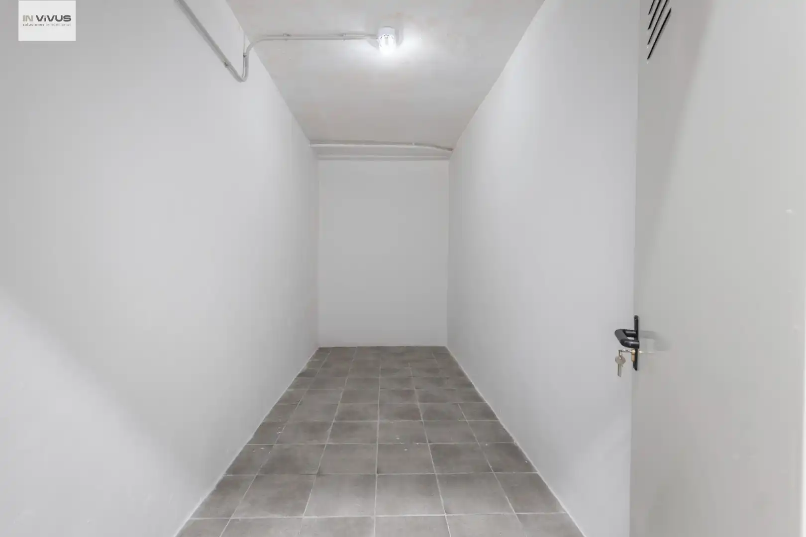 Storage room for rent in Granada