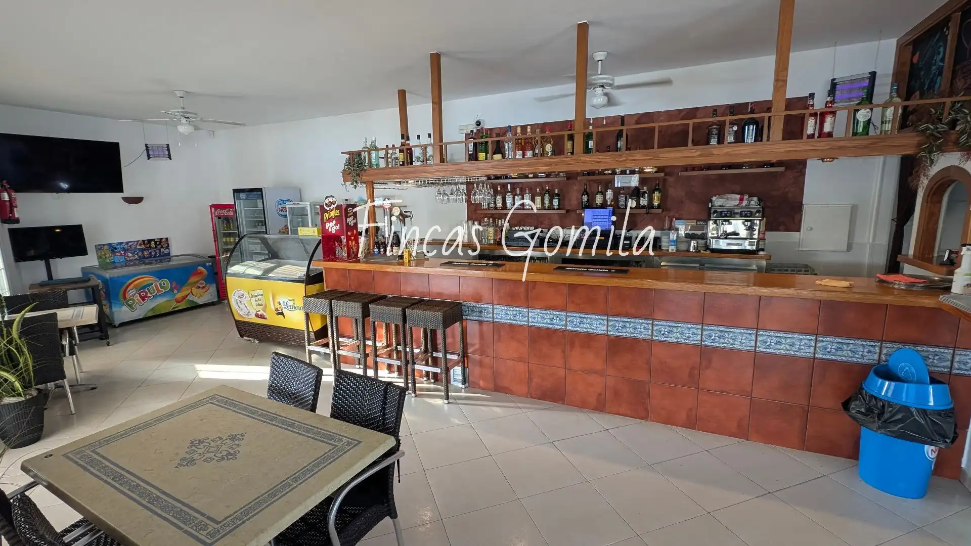 Local commercial à vendre à Arenal d'en Castell, imagen 7