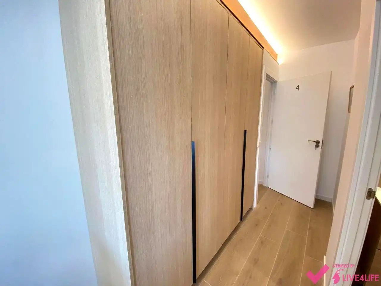 Estudio de alquiler en De Catalunya, La Carrasca