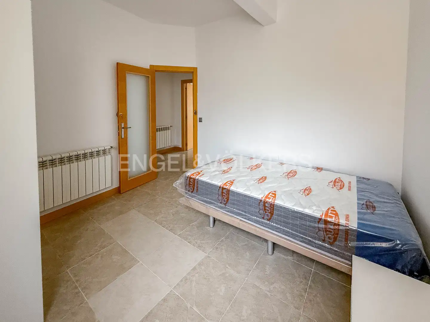 Habitación de Piso de alquiler en Santander con Calefacción, Amueblado y Balcón