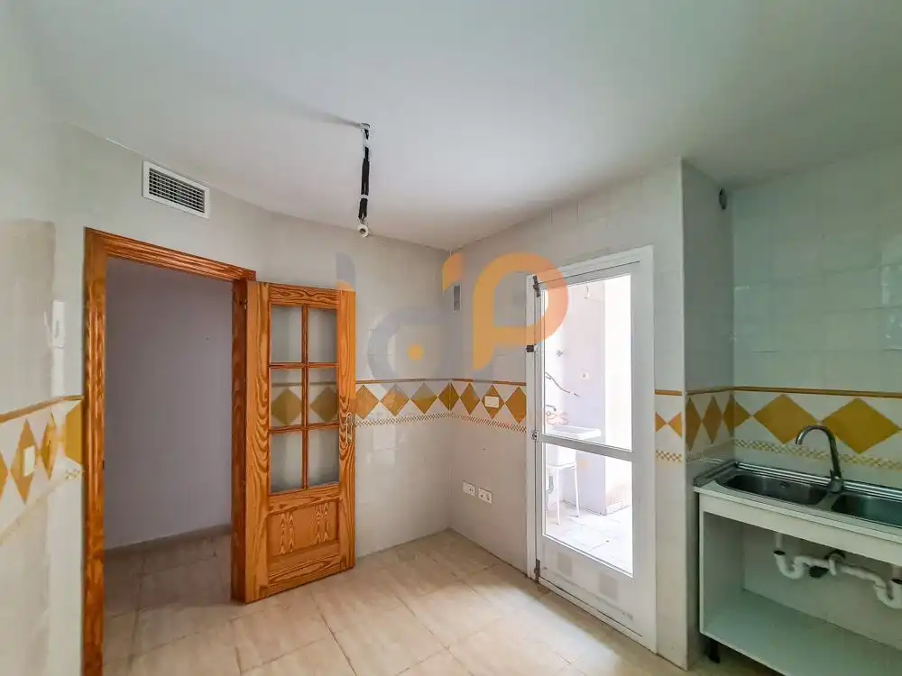 Kitchen of Flat for sale in Zurgena  with Balcony