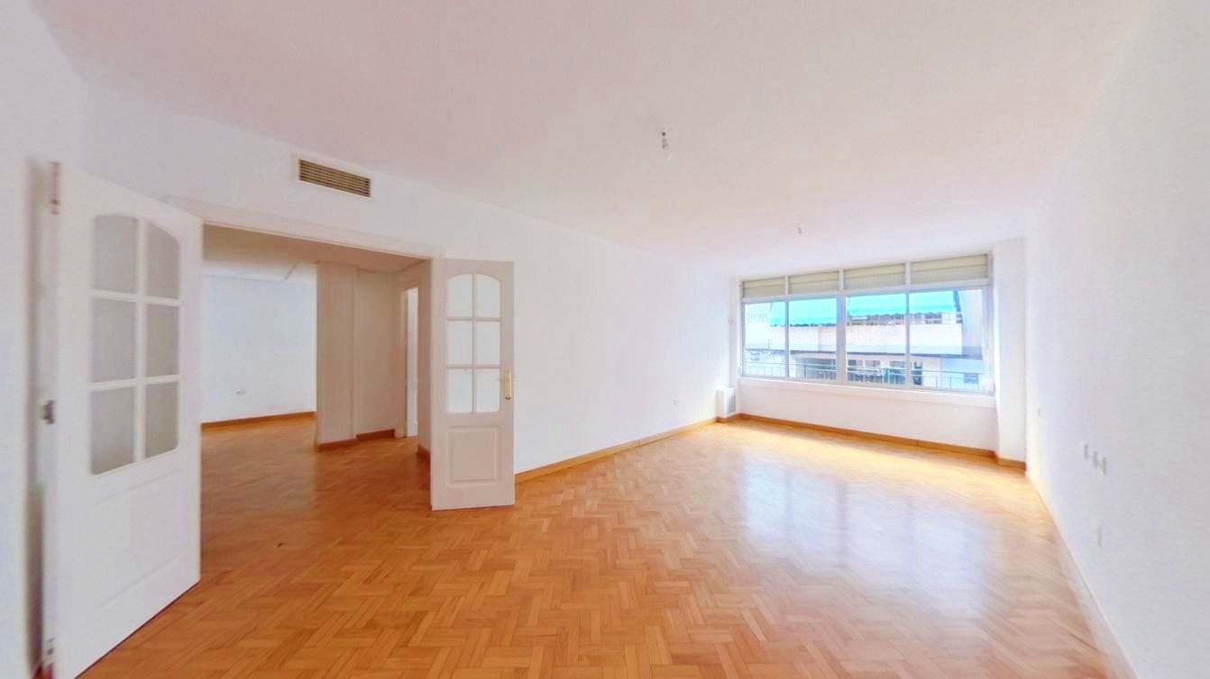Living room of Flat for sale in  Murcia Capital  with Parquet flooring, Terrace and Oven