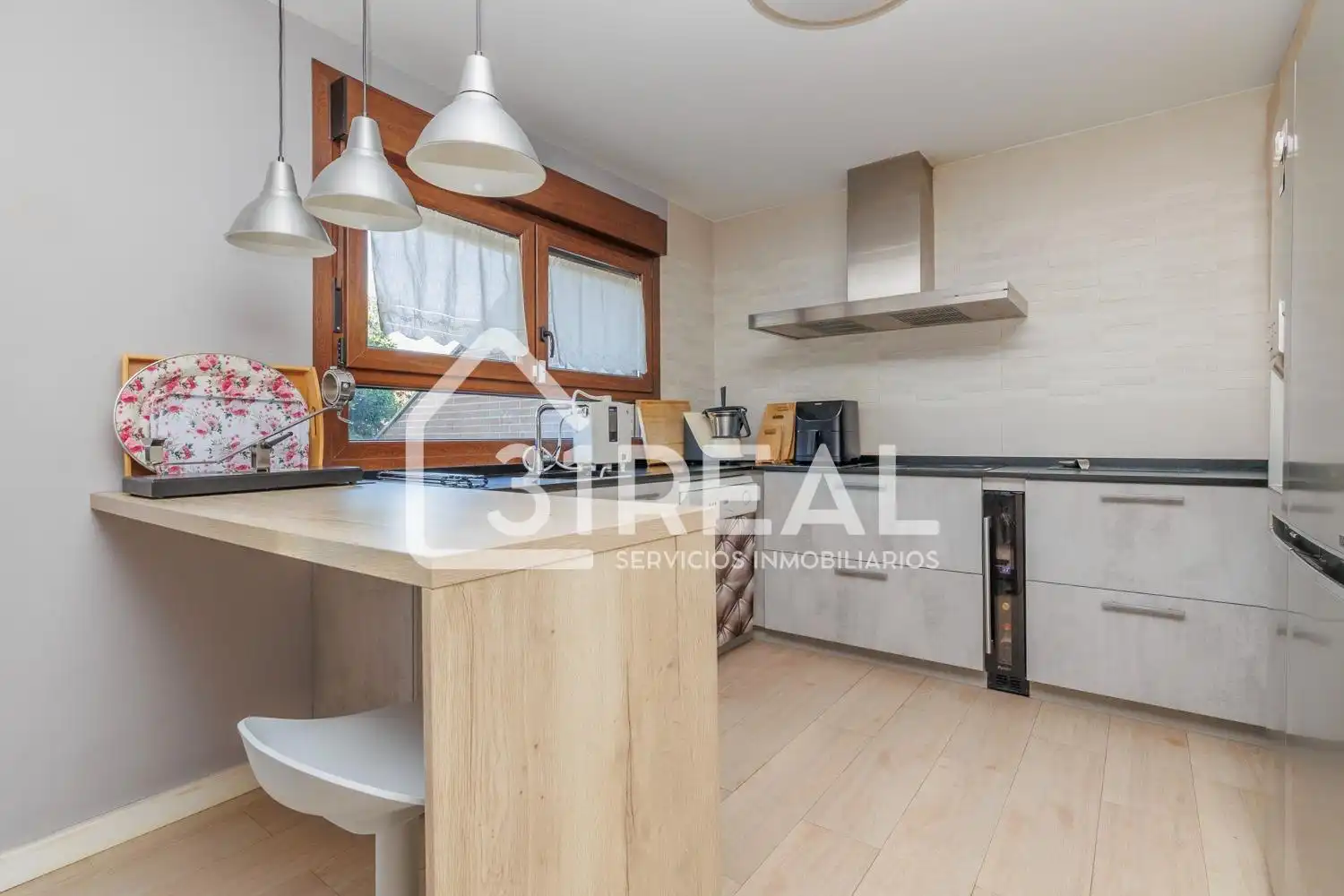Cocina de Casa o chalet en venta en  Madrid Capital con Aire acondicionado, Jardín privado y Parquet