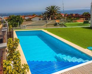 Swimming pool of Flat for sale in  Santa Cruz de Tenerife Capital  with Terrace, Swimming Pool and Balcony