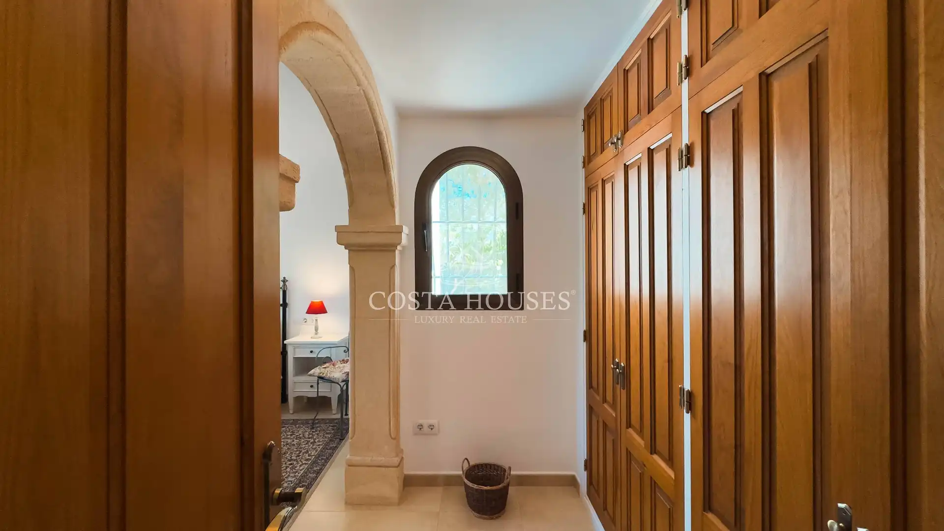 Houses for sale in Jávea / Xàbia  with Air Conditioner, Private garden and Terrace