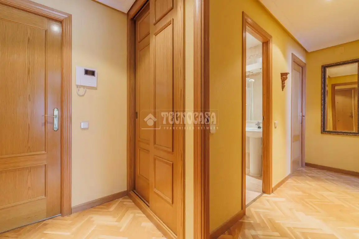 Piso en venta en Madrid con Aire acondicionado, Calefacción y Parquet
