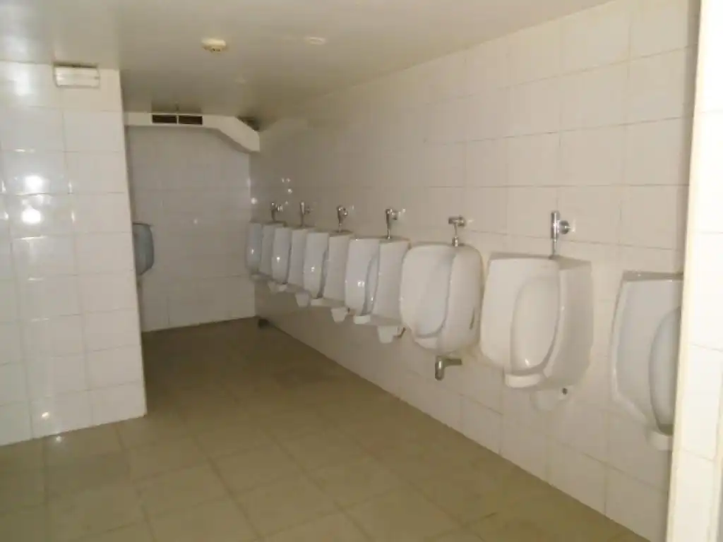 Local comercial en venta en c/ anton franch, imagen 2