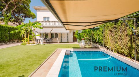 Foto 2 de Casa o chalet en venta en La Pineda, Castelldefels
