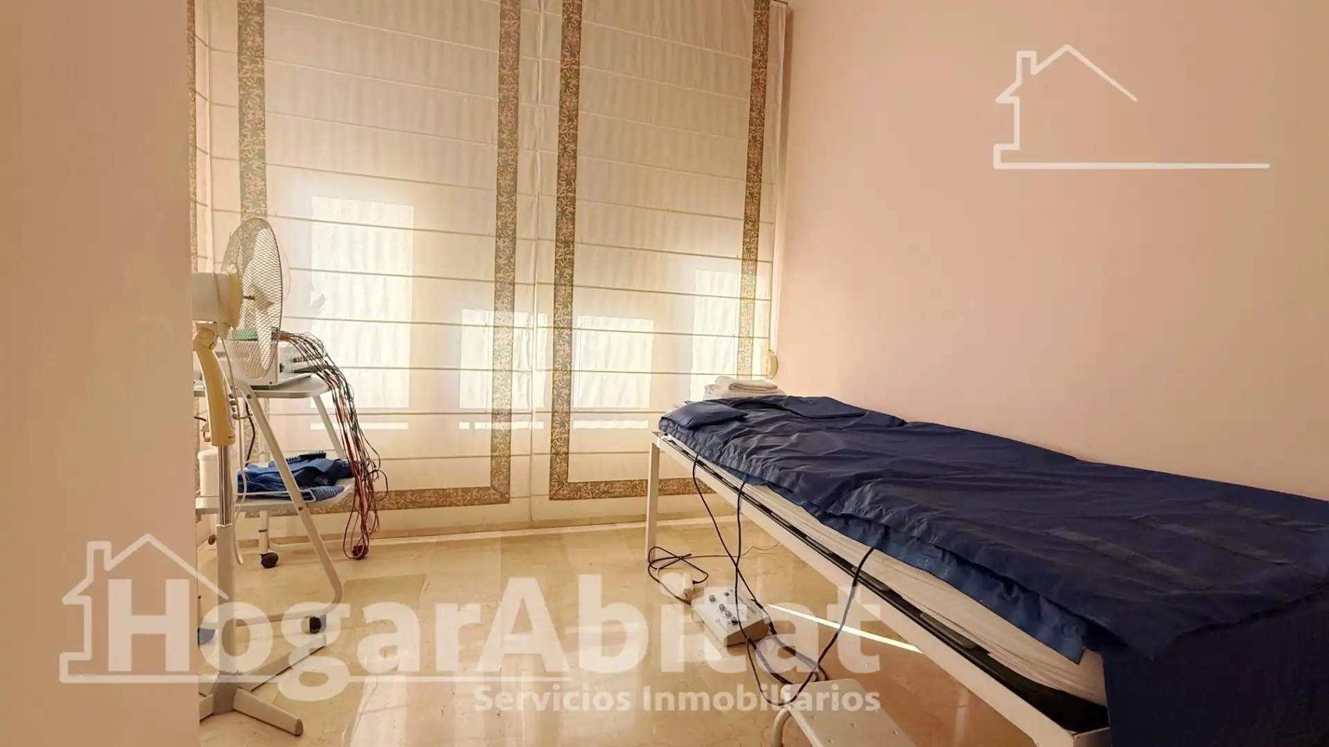 Dormitori de Pis en venda en Gandia amb Aire condicionat i Terrassa