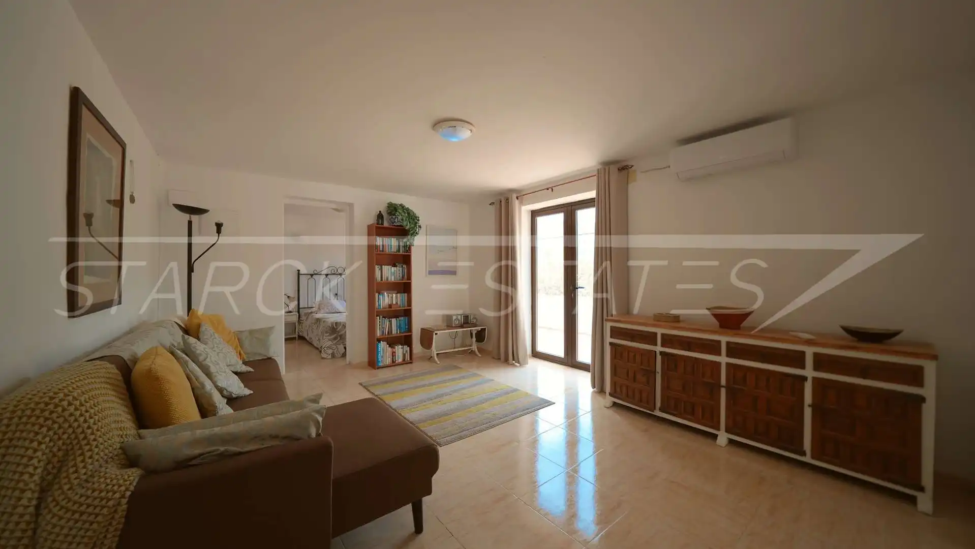 Sala d'estar de Casa o xalet en venda en L'Atzúbia amb Aire condicionat, Jardí privat i Piscina