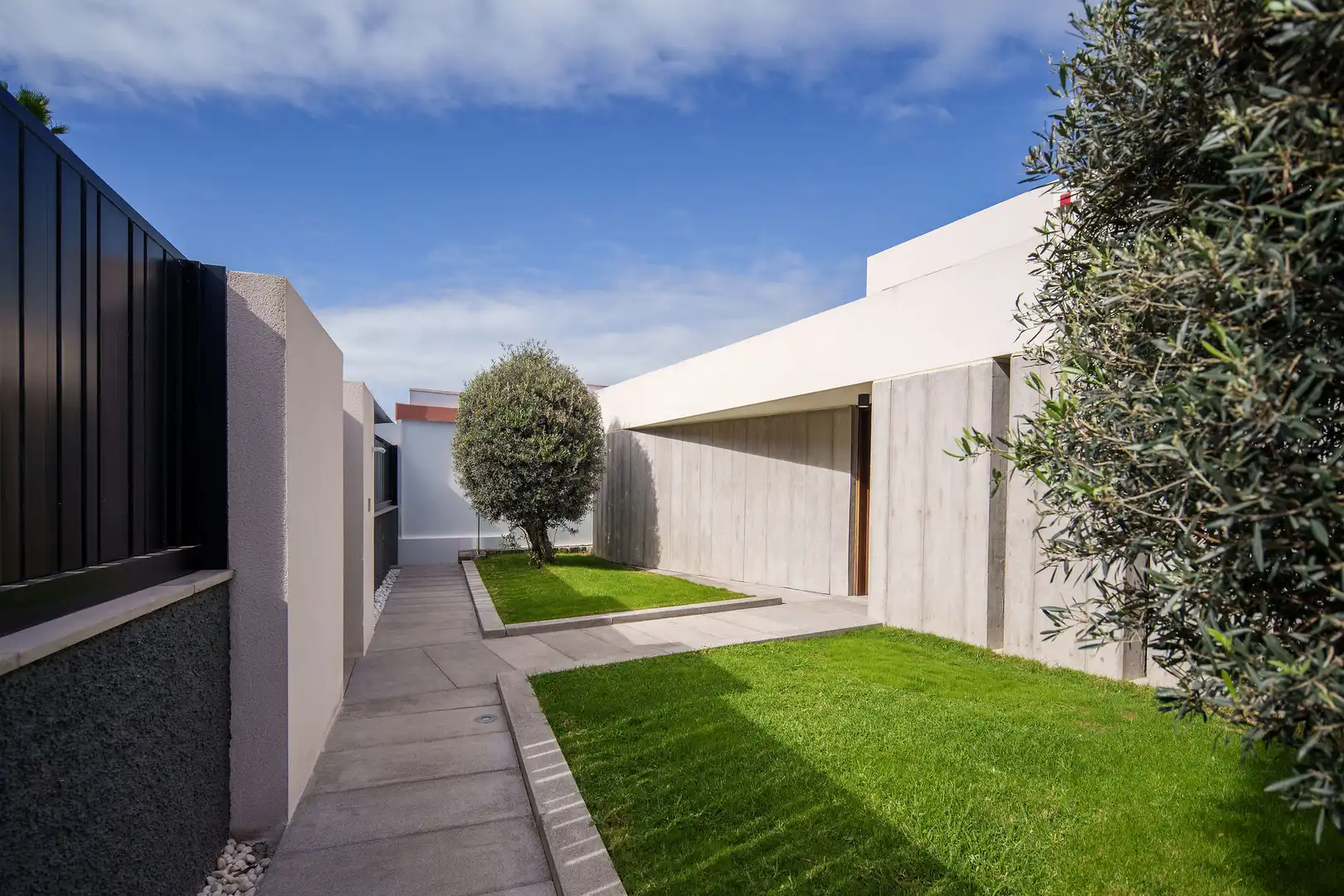 Vista exterior de Casa o xalet en venda en Las Palmas de Gran Canaria amb Aire condicionat, Calefacció i Jardí privat