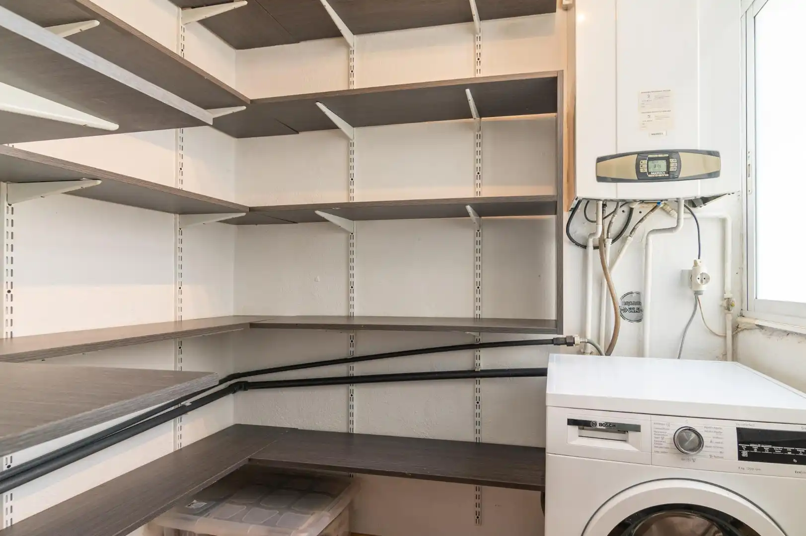Piso en venta en  Pamplona / Iruña con Calefacción, Parquet y Balcón